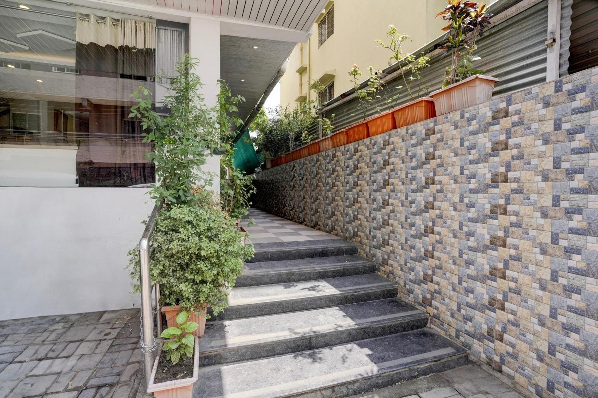 Super Hotel O Chhatrapati Nagar Shirdi Eksteriør bilde