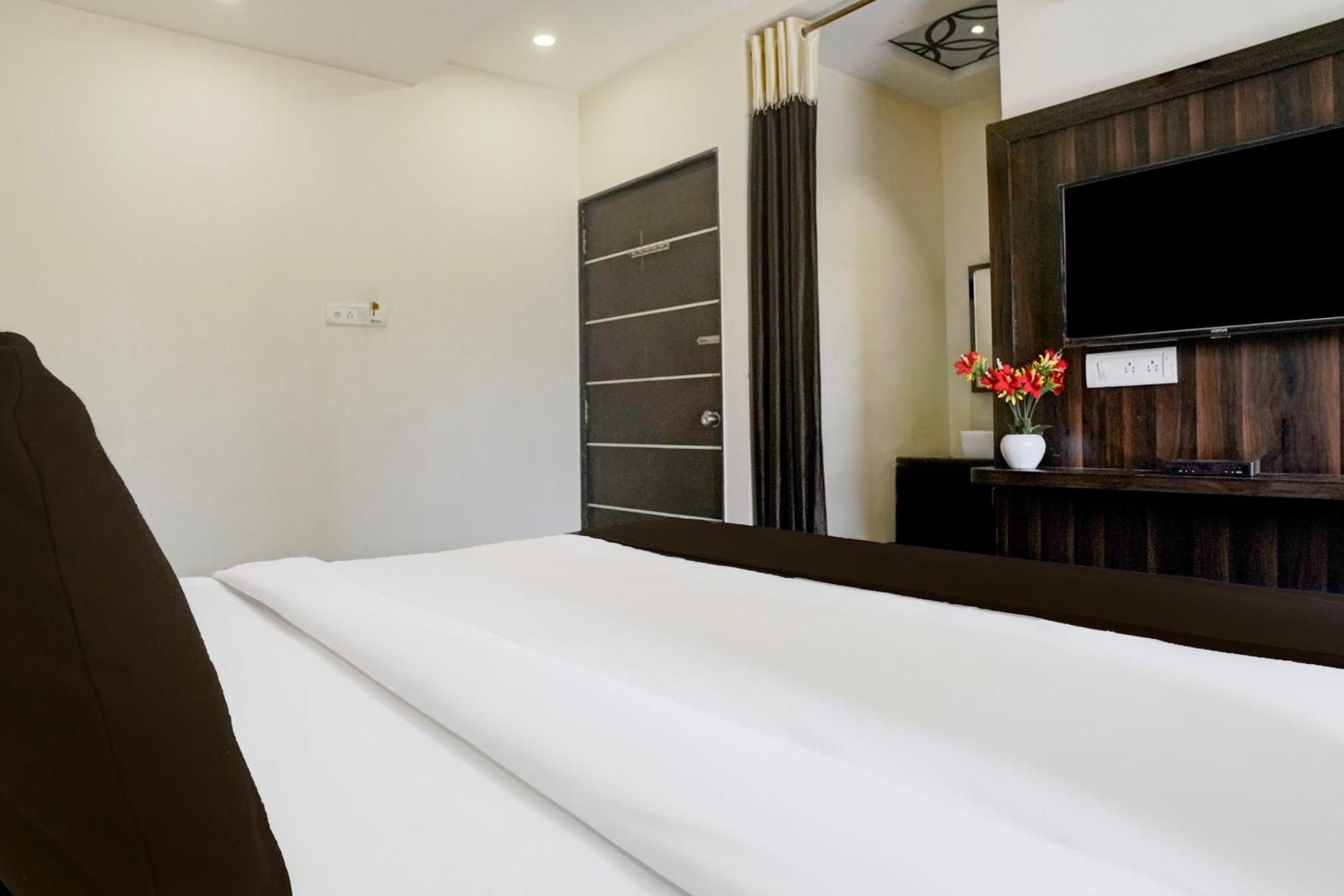 Super Hotel O Chhatrapati Nagar Shirdi Eksteriør bilde